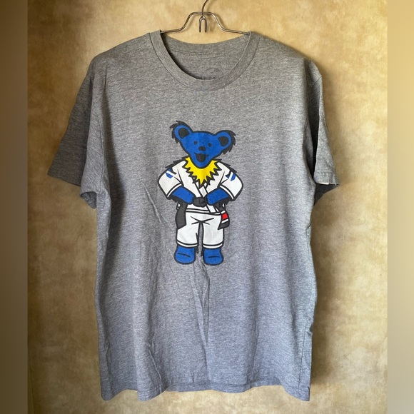 Grateful Dead 2022 Hyperfly “ You Can’t Teach Heart”Gray Tee Blue Bear Graphic M - Picture 1 of 6